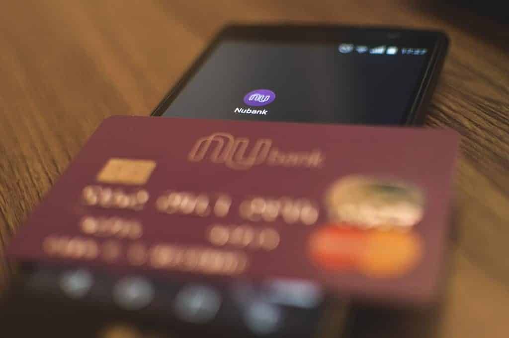 Nubank: brasileiros conseguem aumentar limite do cartão de crédito com ESTA  ferramenta