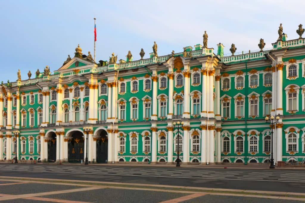 Na foto, Museu Hermitage em São Petersburgo, uma das cidades mais românticas da Rússia.