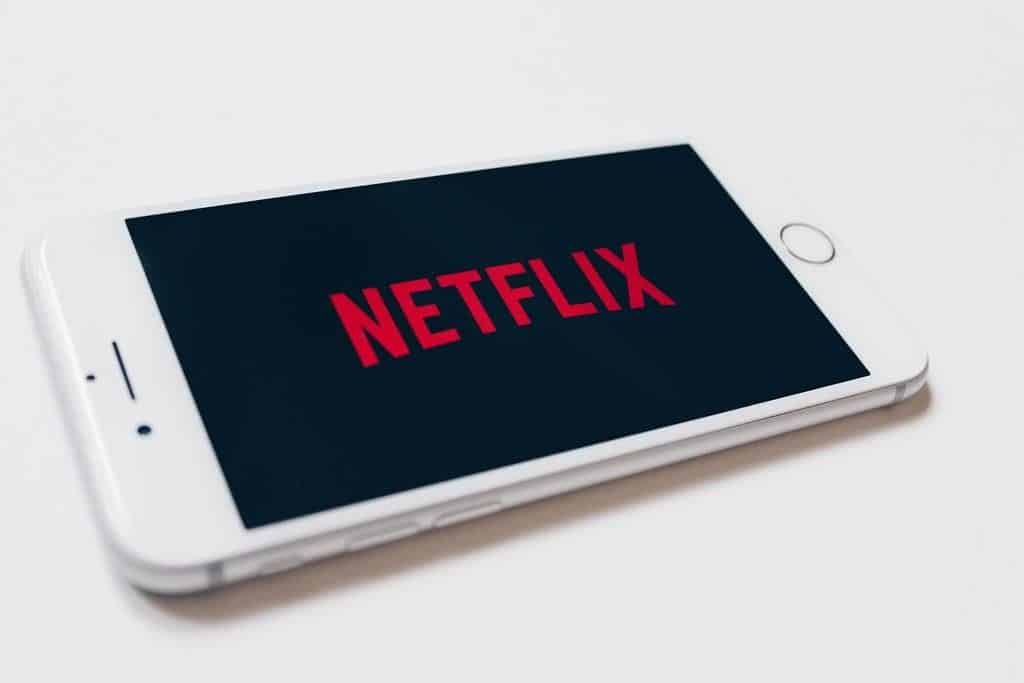 Como pagar Netflix e Spotify na função débito pelo Nubank?