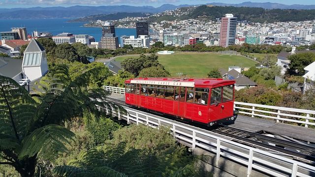 Wellington é a capital da Nova Zelândia e é considerada uma das grandes cidades mais seguras do mundo.
