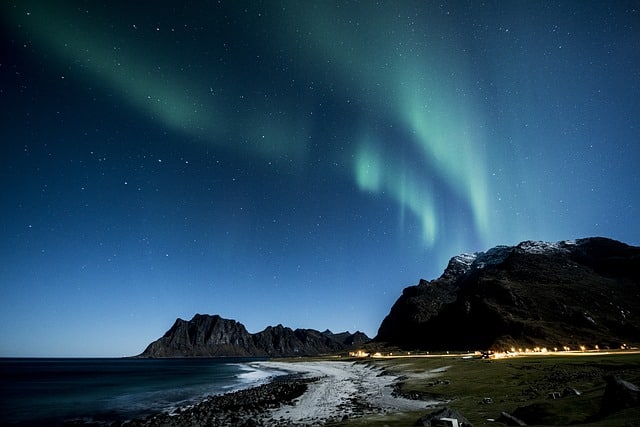 Lofoten, na Noruega, é um dos destinos mais procurados do país por turistas que querem avistar a Aurora Boreal.