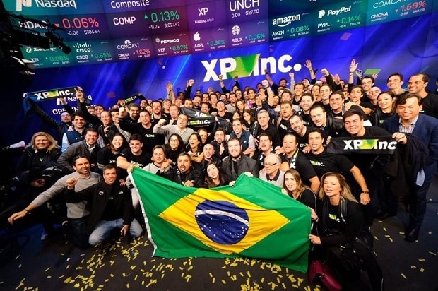 Para comprar ações da XP na Nasdaq é necessário ter conta numa corretora de investimentos americana.