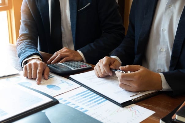 O RDE-ROF serve para registrar as operações envolvendo capitais provenientes de crédito externo concedido a pessoas físicas ou jurídicas residentes no Brasil.