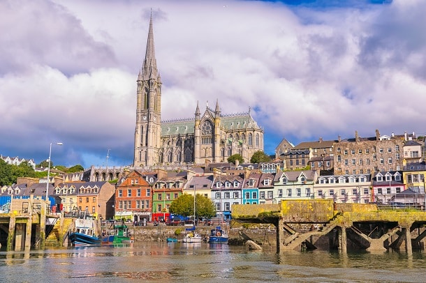 Exstem alguns feriados da Irlanda dedicados exclusivamente ao descanso dos trabalhadores.
