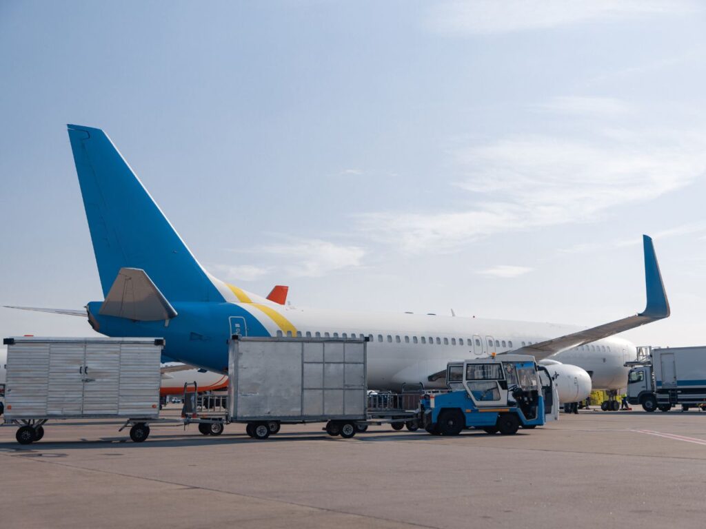 Carga de exportação no avião