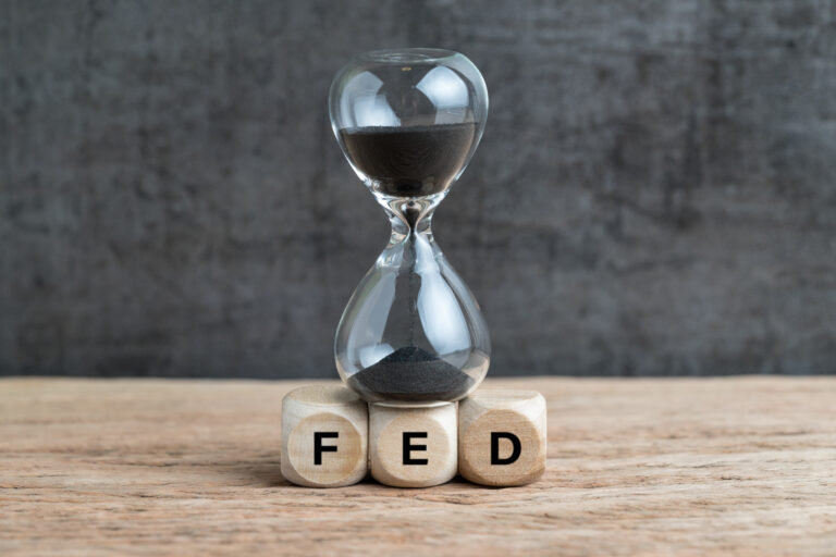 Decisão do Fed e deflação na Europa, o dia conspira em favor da moeda brasileira
