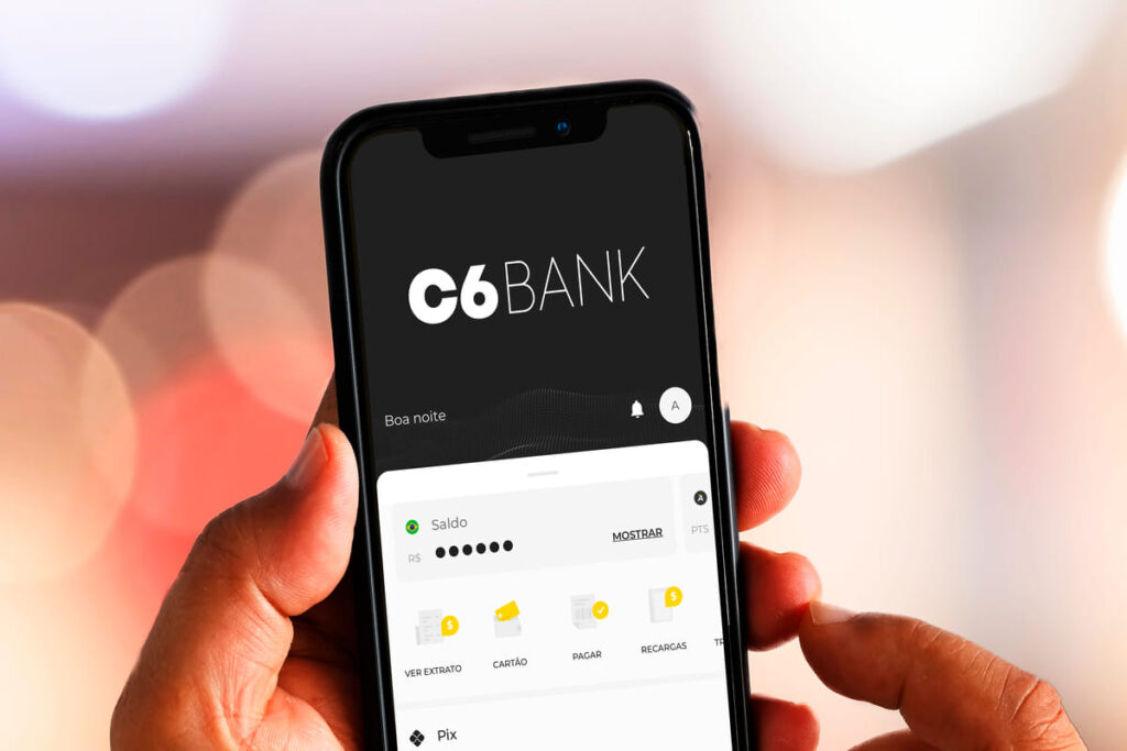 O C6 Bank para PJ permite transferências nacionais.