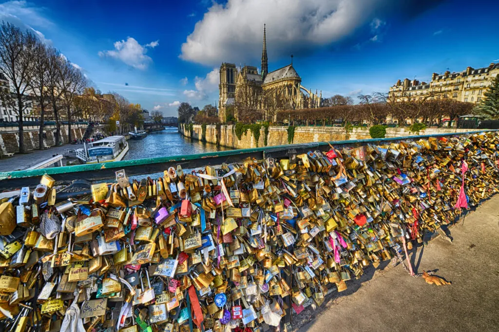 Ponte dos cadeados em Paris