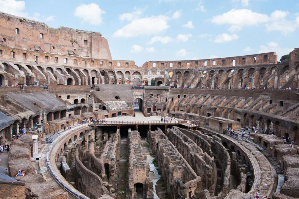 Imagem mostra como está o Coliseu hoje em dia.