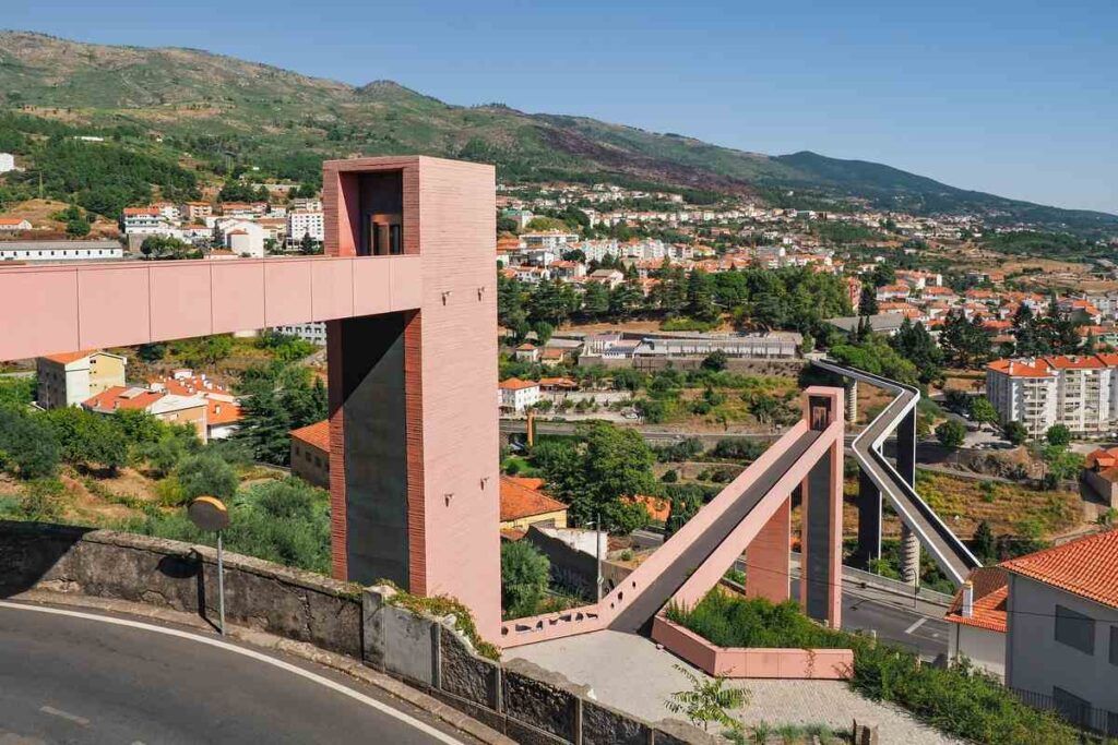 A Universidade da Beira Interior está localizada na cidade de Covilhã