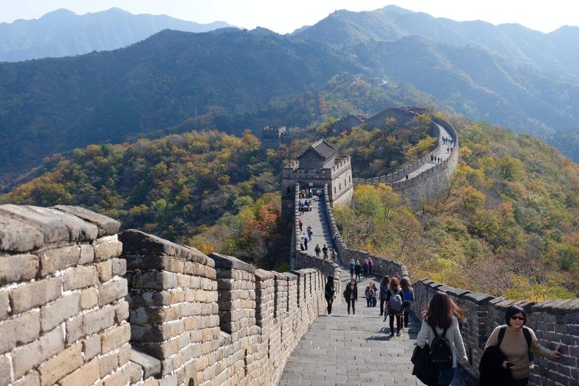 Visão do alto da Muralha da China.