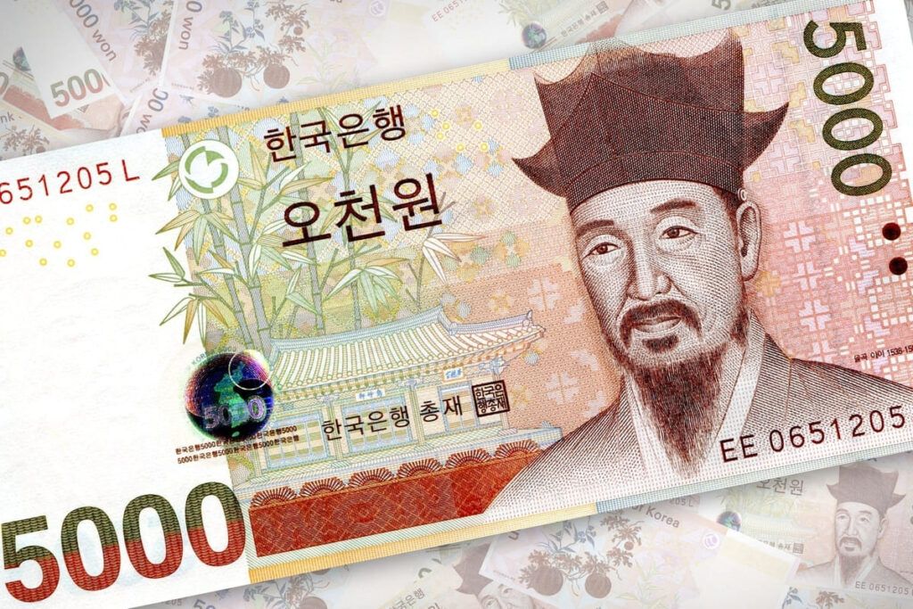 Nota de 5000 won sul-coreano.