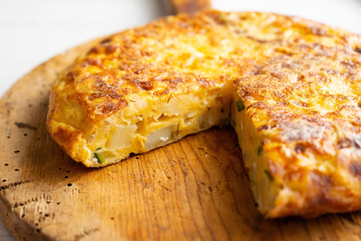 Tortilla di patate: la ricetta del tipico piatto spagnolo