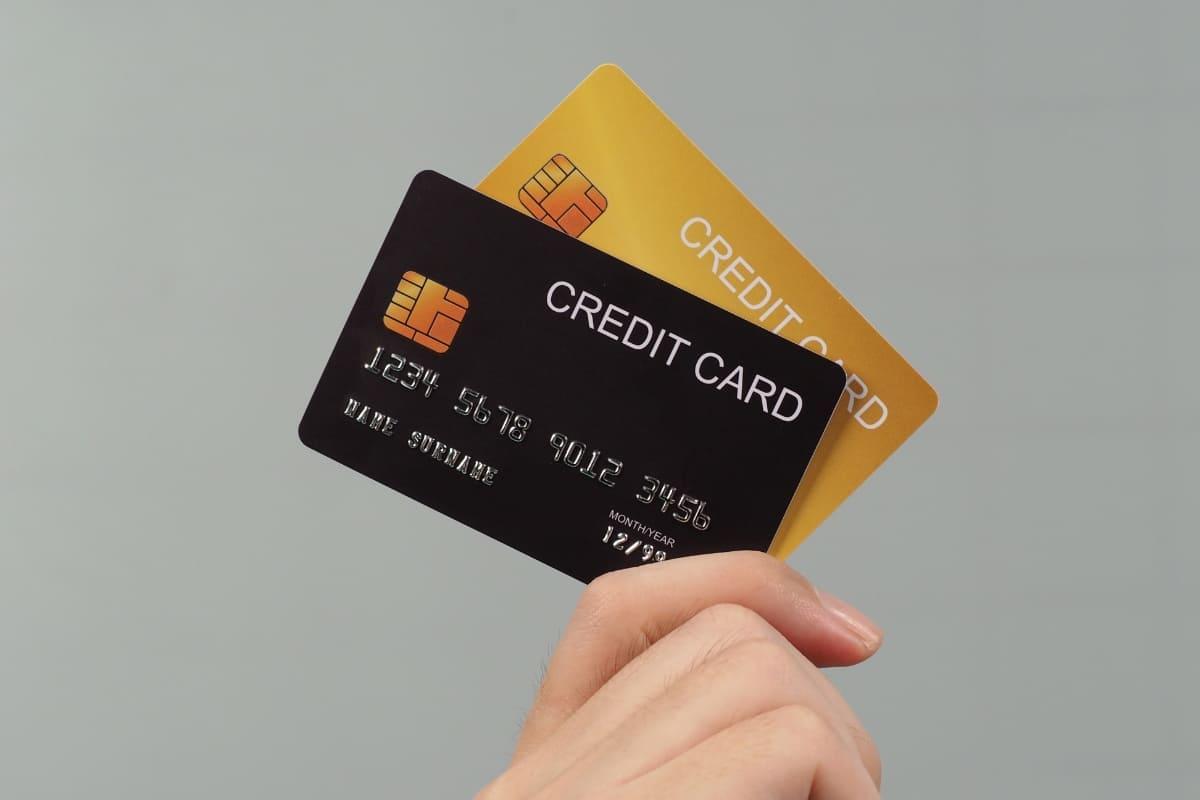 Confira como ganhar dinheiro com cartão de crédito de forma fácil