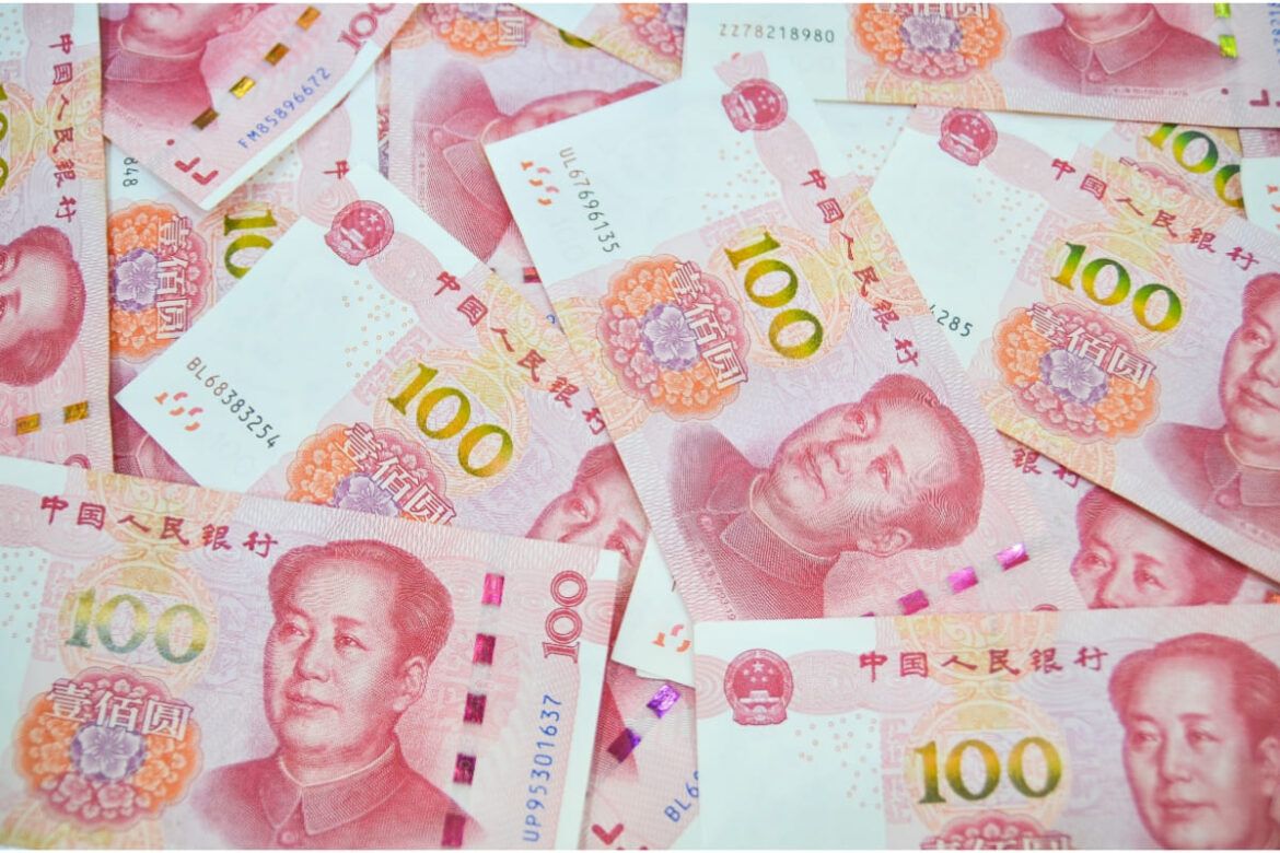 Várias notas da moeda da China.
