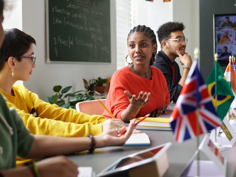 A escolha do melhor país para fazer intercâmbio depende de metas como o ensino gratuito na Alemanha ou o estudo com trabalho no Canadá