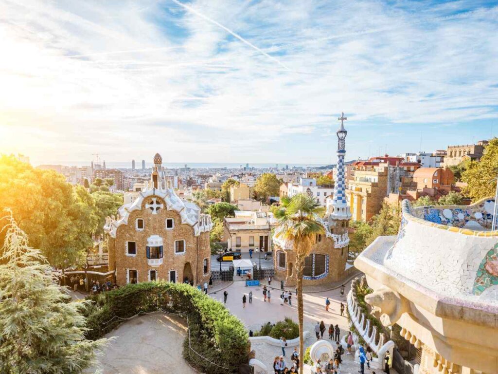 Parque Güell um dos pontos turísticos em Barcelona mais famosos
