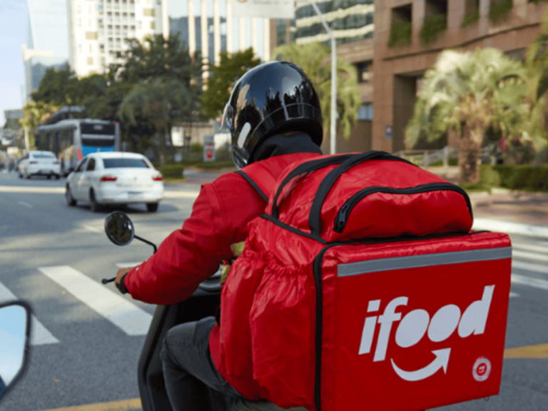 Ser entregador iFood abre caminho para um trabalho flexível e cada vez mais presente nas cidades