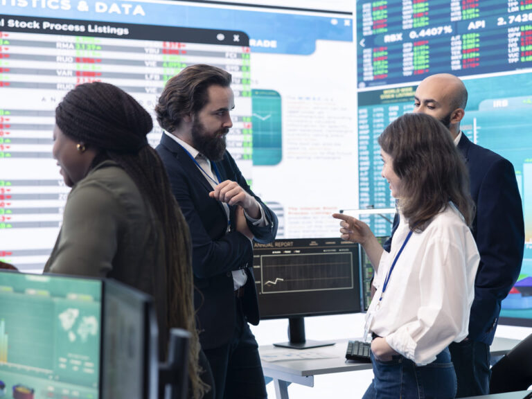 Saber o que é bolsa de valores é essencial para quem quer começar a investir