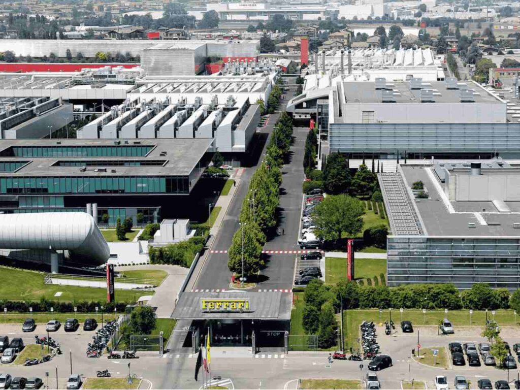 Visão aérea da fábrica da Ferrari