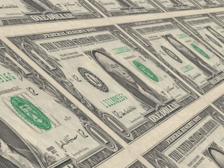 Queda do dólar