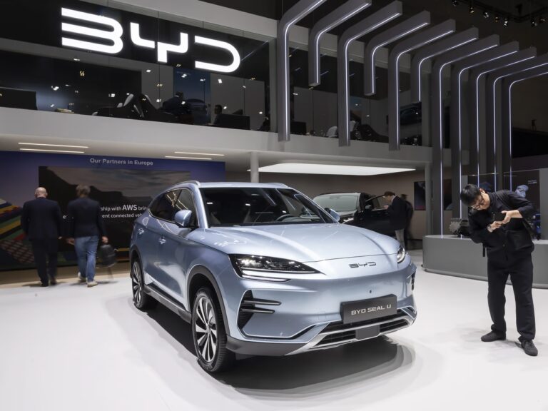 A chegada da BYD no Brasil foi marcada pela inauguração da fábrica em Camaçari