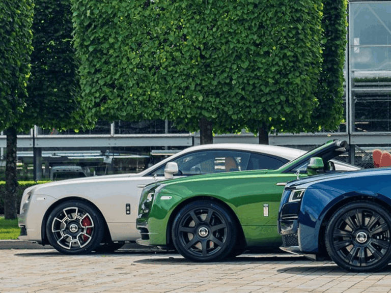 Com o prêmio da Mega Sena da Virada seria possível comprar aproximadamente 1.500 carros de luxo, dependendo do modelo escolhido