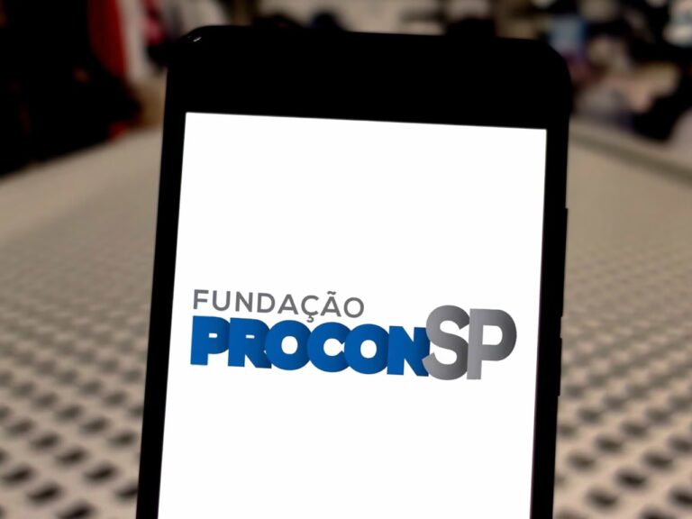 O esquema denunciado como máfia dos ingressos baseia-se no esgotamento artificialmente rápido de entradas em plataformas digitais
