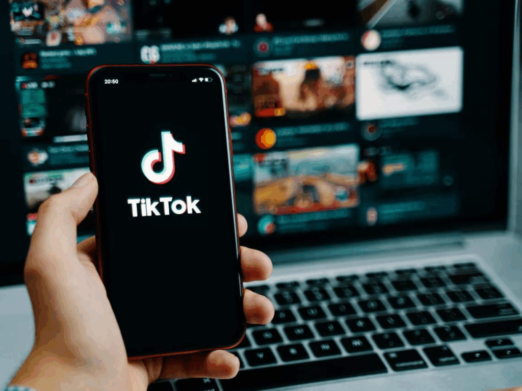 Como baixar vídeo do TikTok com e sem marca d’água (passo a passo simples)