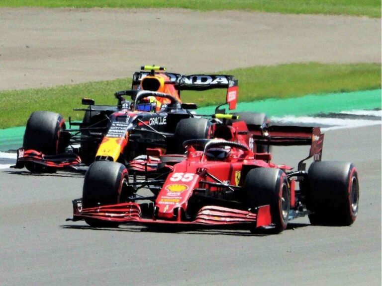 Carros dos patrocinadores da McLaren Fórmula 1