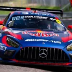 Max Verstappen na equipe Verstappen Racing durante participação nas 24 Horas de Nürburgring 2026.