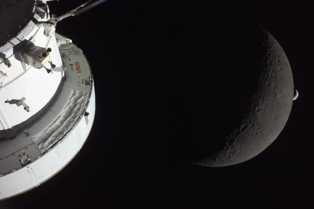 Foto da Lua a partir da missão Artemis II