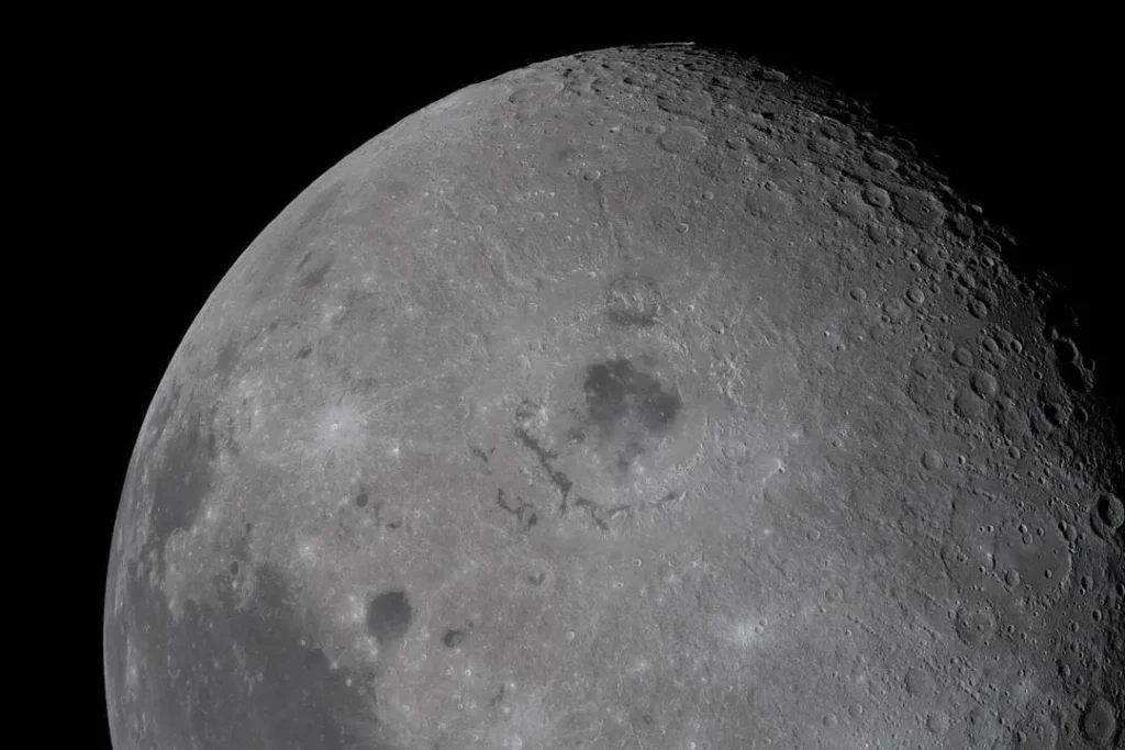 Foto da Lua a partir da missão Artemis II