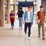 Alunos das melhores universidades do Brasil no campus