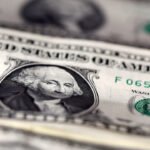 Dólar hoje acompanha Caged e Jolts antes do payroll dos EUA