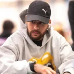 Neymar aparece em Las Vegas para torneio de poker, após a Copa do Mundo